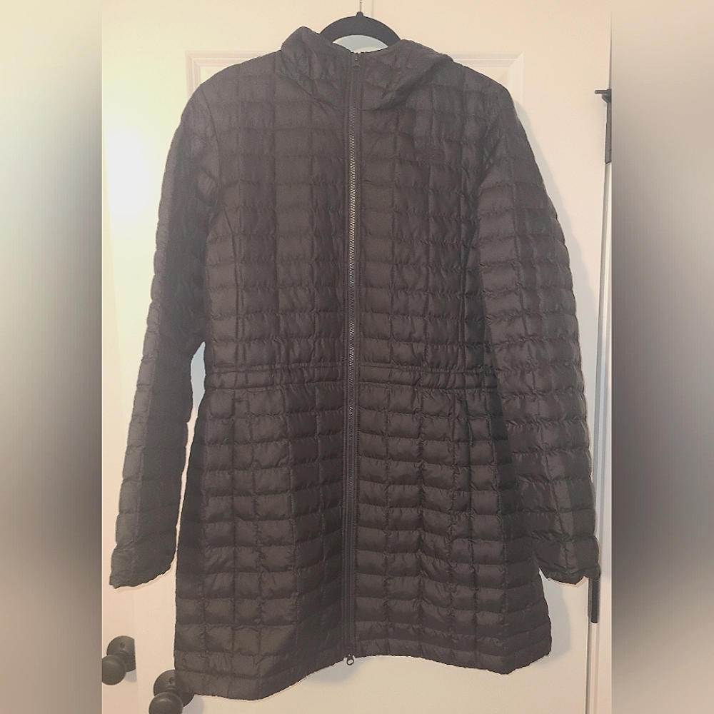 The North Face Women's Thermoball Black Parka XL